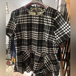 Black and white plaid peplum top from SHEIN size 1XL